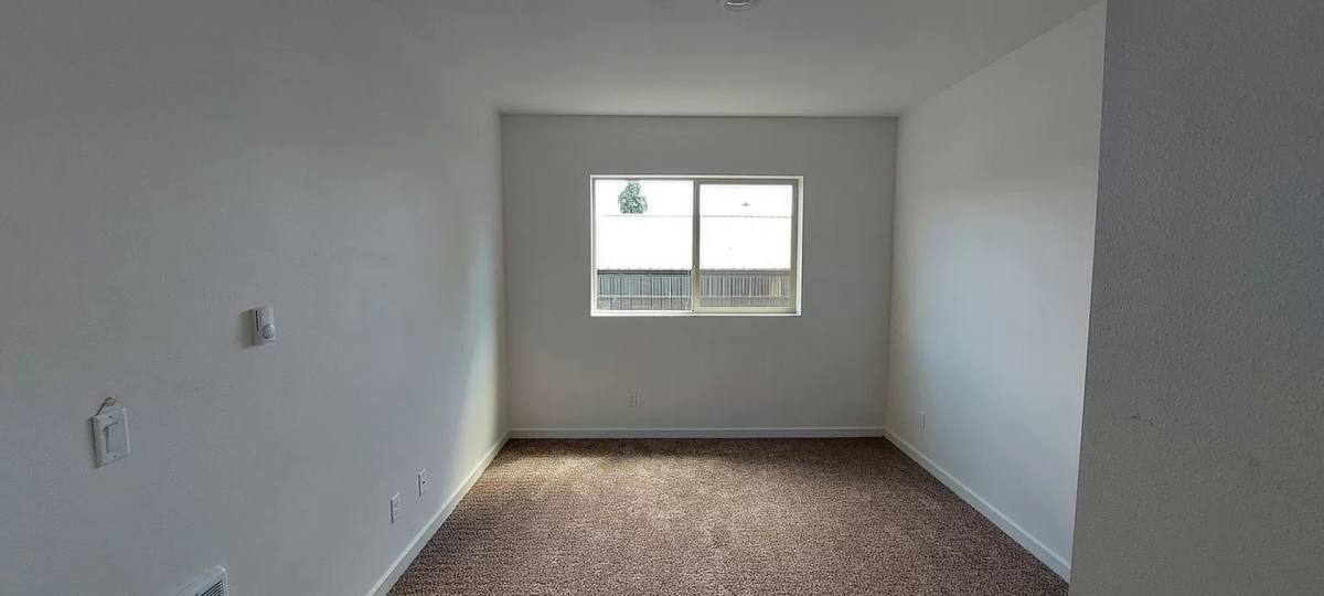 Apartment for rent at 987 Long St, Sweet Home, OR 97386