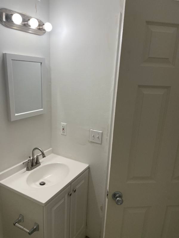 Apartment for rent at 18401 Joy Rd #8, Detroit, MI 48228