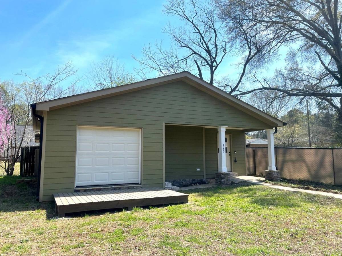 House for rent at 145 Dwight Rd #B, Athens, GA 30605