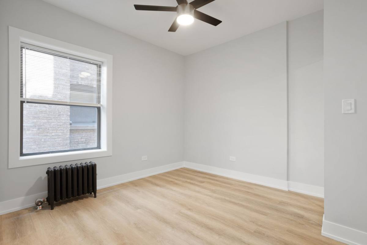 Apartment for rent at 7510 - 7514 N Eastlake Terrace, Chicago, IL 60626