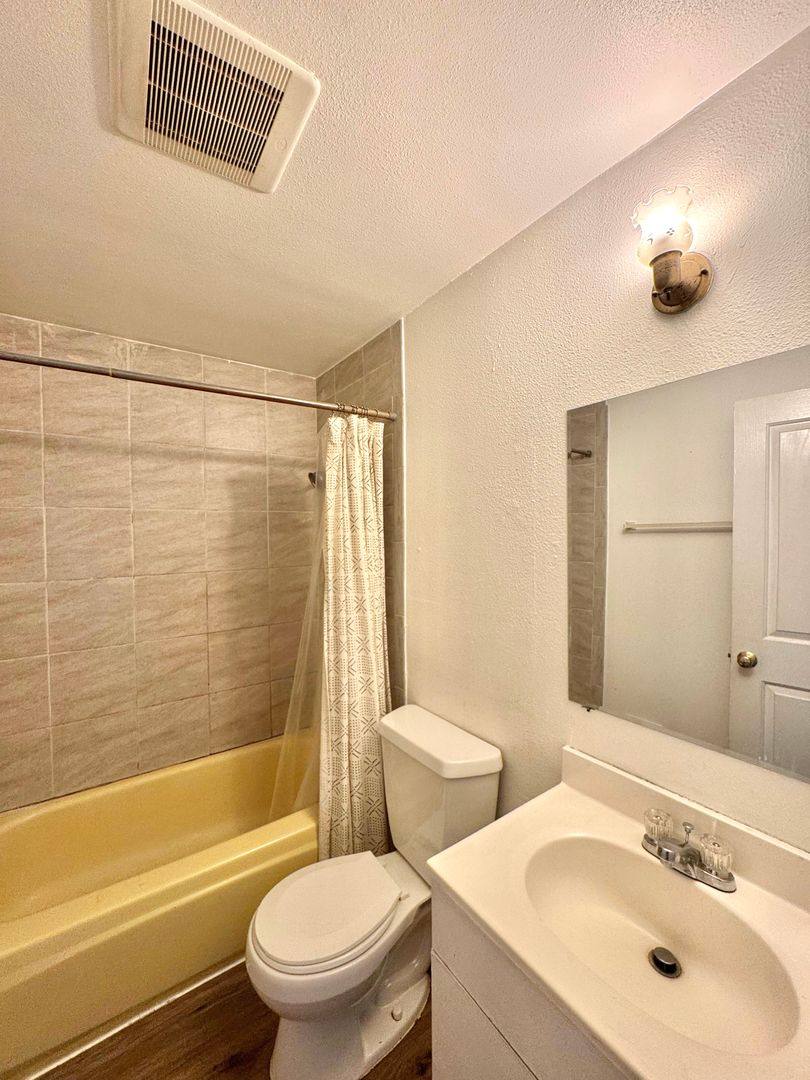 Apartment for rent at 4102 38th Ave S, Seattle, WA 98118