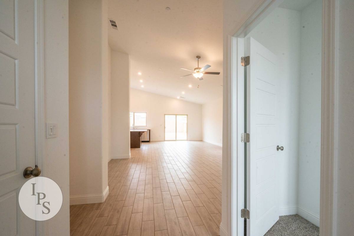 House for rent at 352 N Millard Ave, Fresno, CA 93727