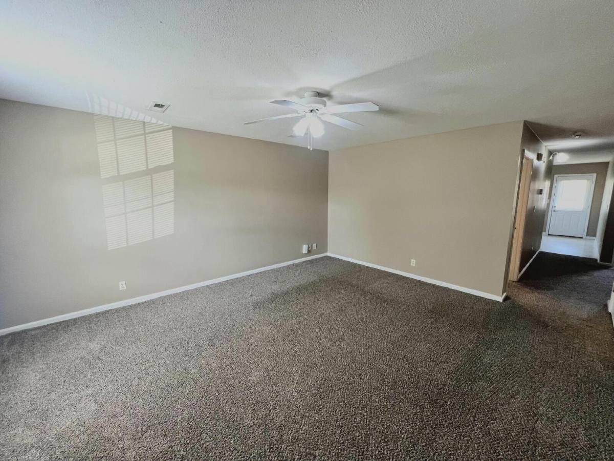 Townhouse for rent at 260A Executive Ave, Clarksville, TN 37042