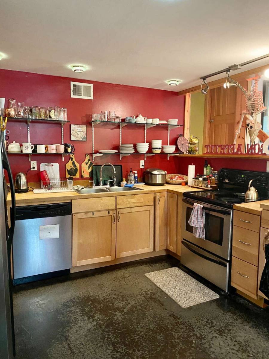 House for rent at 200 Northside Dr, Athens, GA 30601