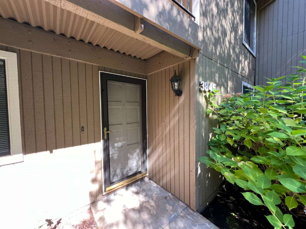 Apartment for rent at 3845 Colony Oaks Dr, Eugene, OR 97405