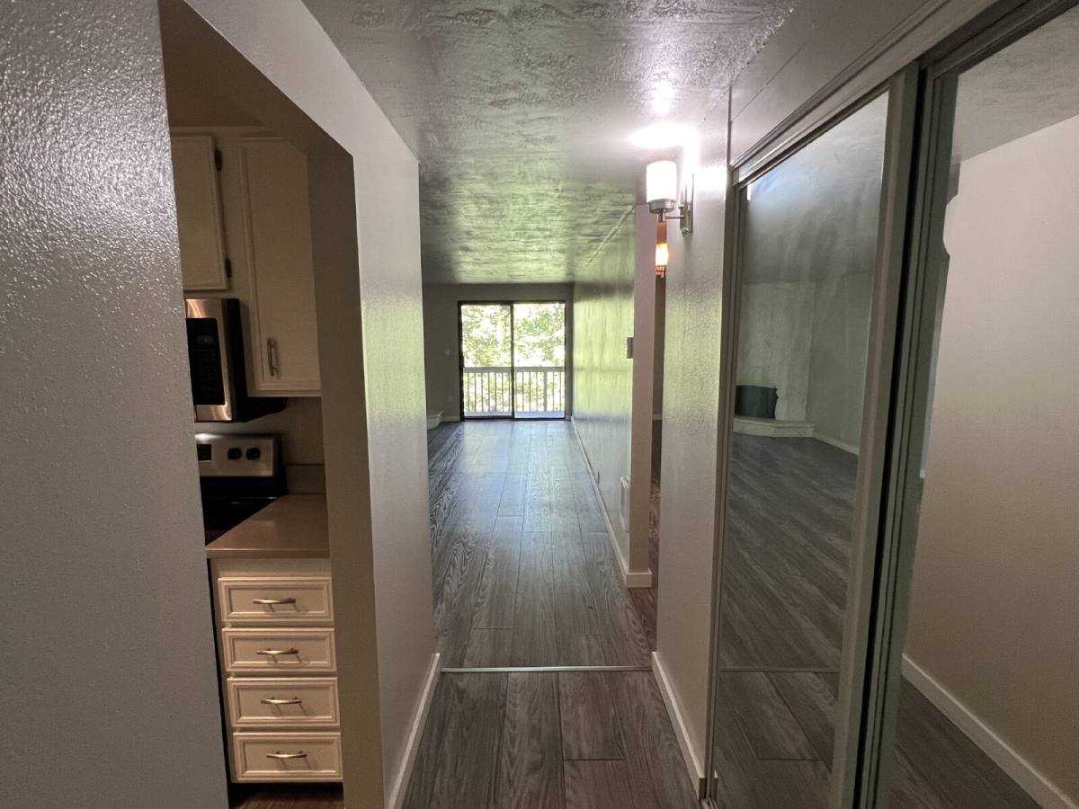 Apartment for rent at 3845 Colony Oaks Dr, Eugene, OR 97405