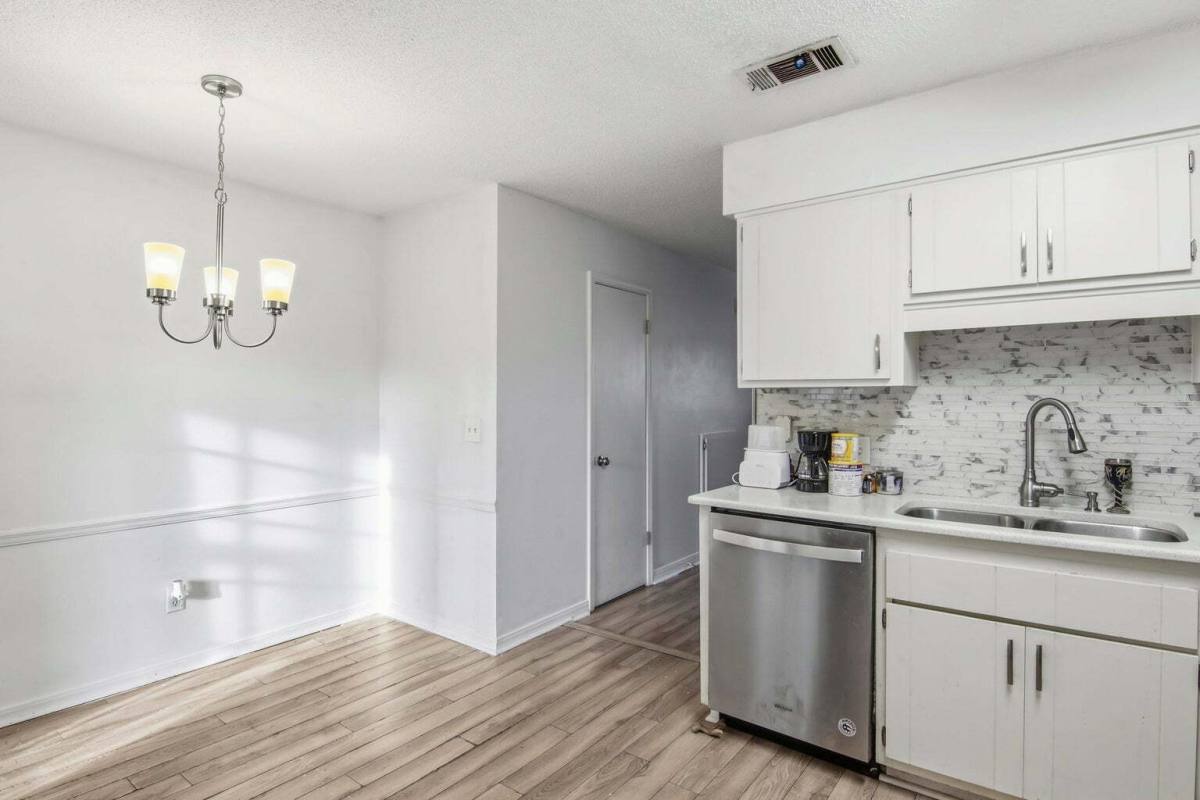 Townhouse for rent at 1325 Greendale Ave #26, Fort Walton Beach, FL 32547