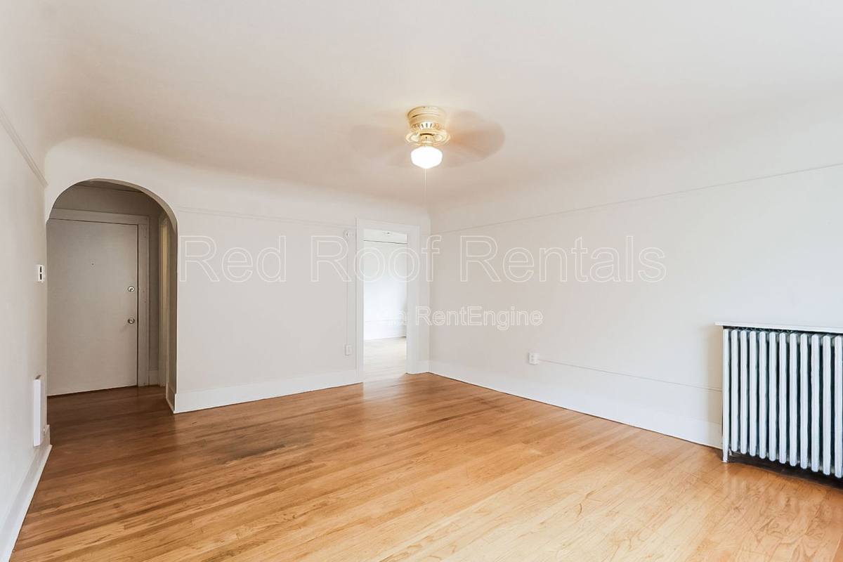 Apartment for rent at 1319 S 6th Ave #C, Tacoma, WA 98405