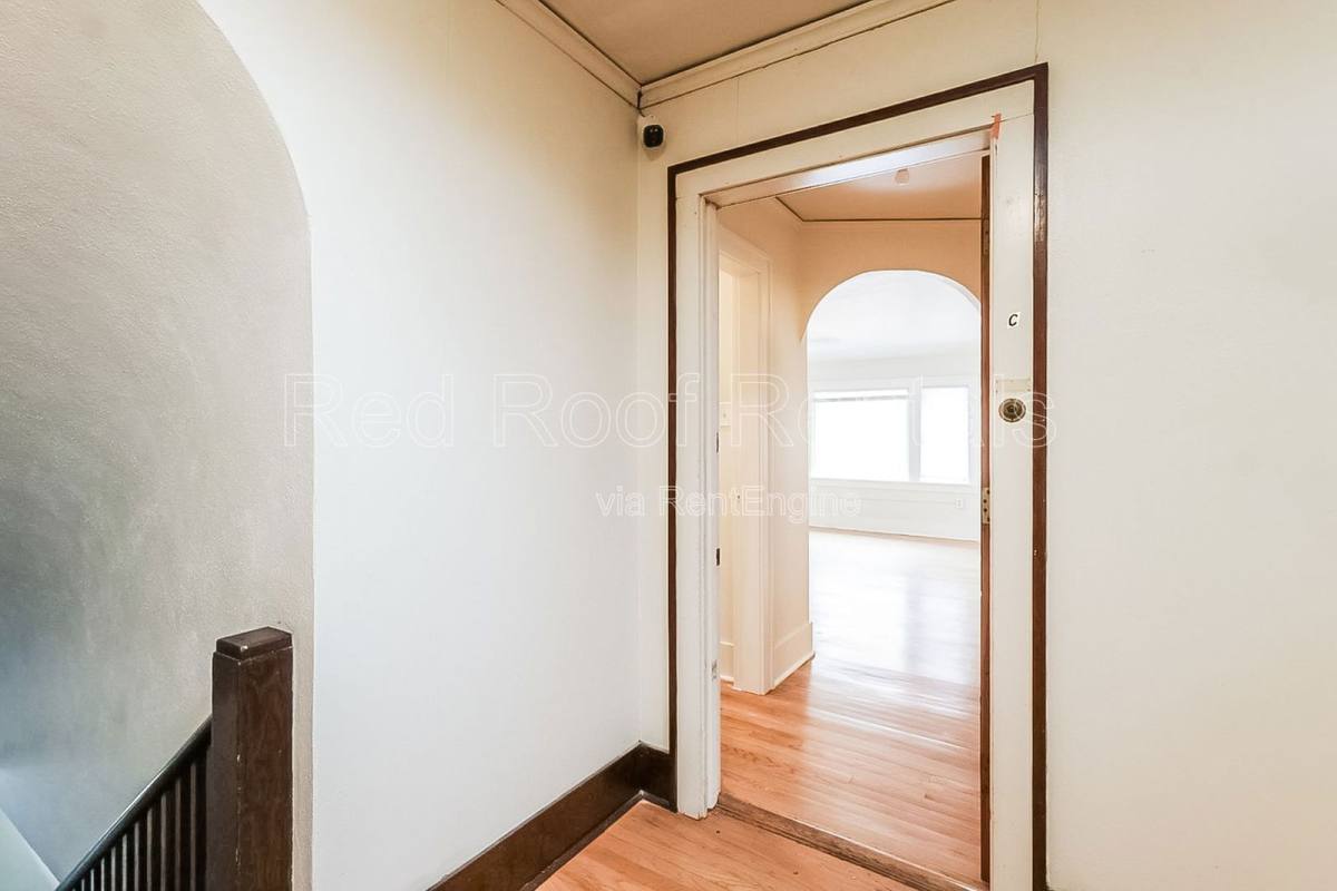 Apartment for rent at 1319 S 6th Ave #C, Tacoma, WA 98405