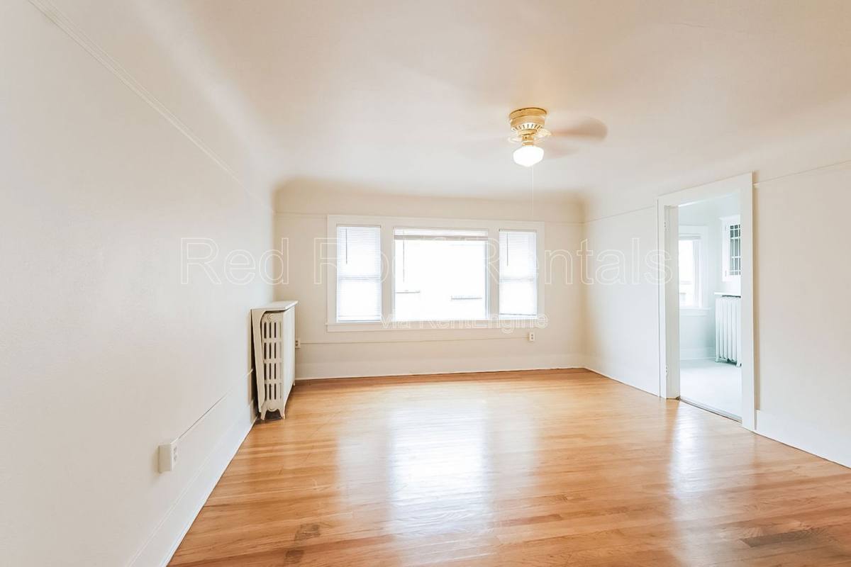 Apartment for rent at 1319 S 6th Ave #C, Tacoma, WA 98405