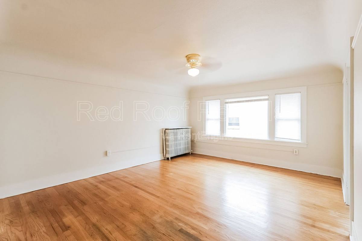 Apartment for rent at 1319 S 6th Ave #C, Tacoma, WA 98405