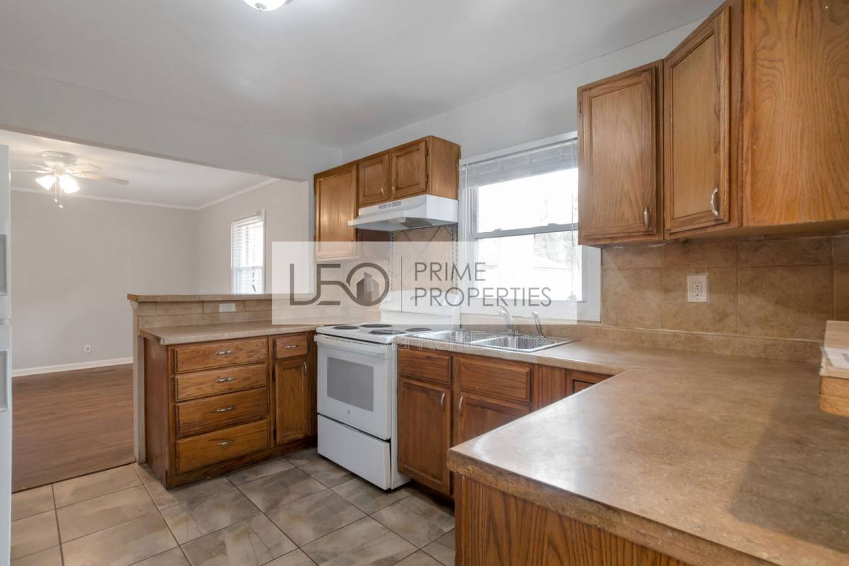 House for rent at 751 Yale Place SW, Atlanta, GA 30315