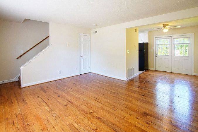 Townhouse for rent at 13441 Warwick Blvd, Newport News, VA 23602