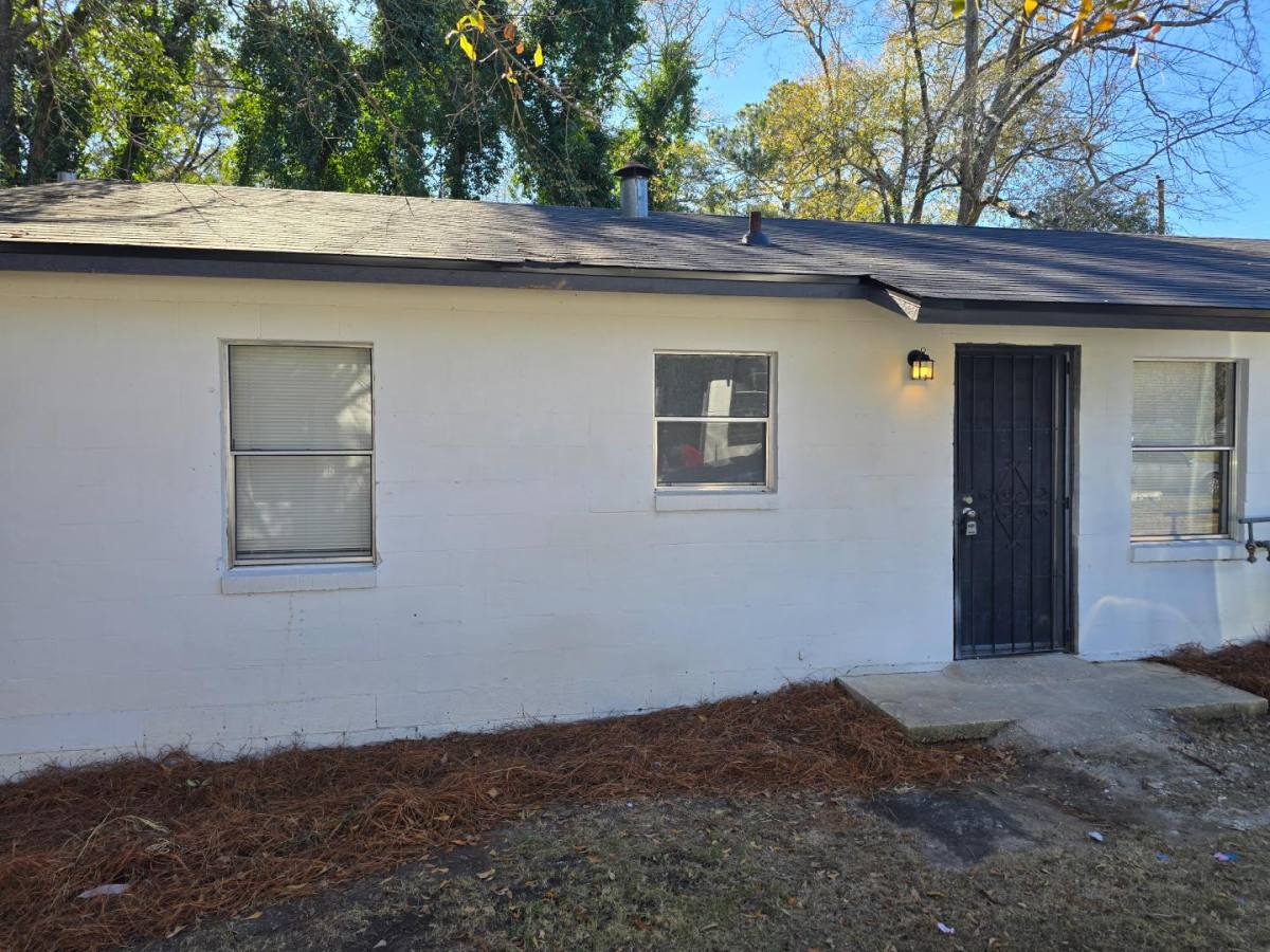 Apartment for rent at 2520 16th Ave C, Columbus, GA 31901