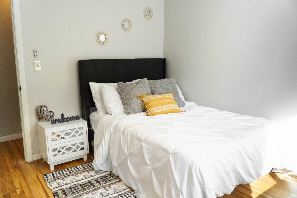 Apartment for rent at 6159 Ridge Ave #2, Cincinnati, OH 45213