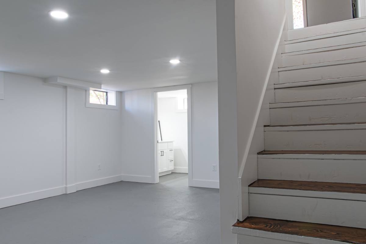 Apartment for rent at 887 Pine St, Danville, VA 24541