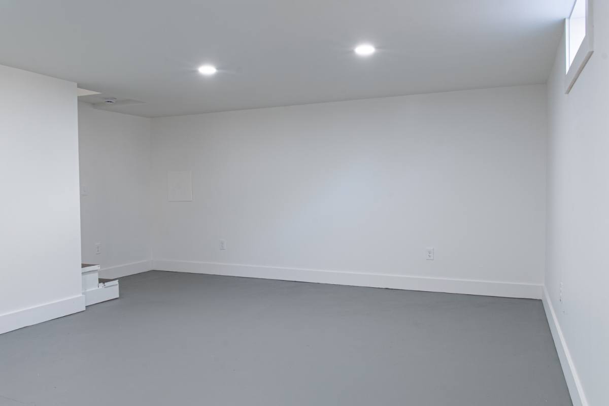 Apartment for rent at 887 Pine St, Danville, VA 24541