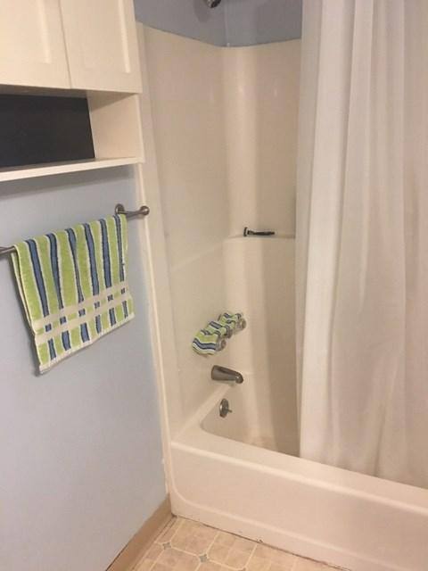25-75 Log St #75-2B, Manchester, NH 03102 - Apartment for Rent - Image 7
