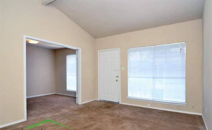 Apartment for rent at 9550 Long Point Rd, Houston, TX 77055