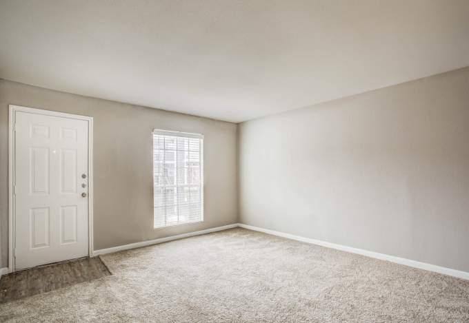 Apartment for rent at 8630 Easton Commons Dr, Houston, TX 77095