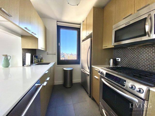 Apartment for rent at 105 Duane St #36E, New York, NY 10007