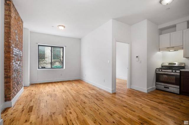 Apartment for rent at 476 Gates Ave #2F, Brooklyn, NY 11216