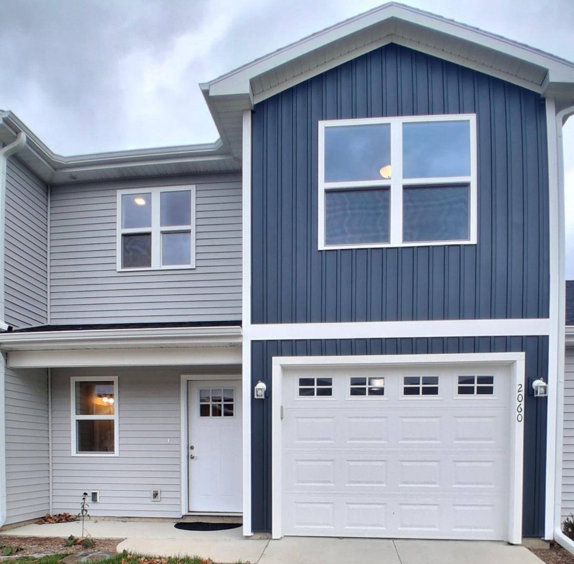 Townhouse for rent at 2060 Lion Gate Dr, Portage, MI 49024