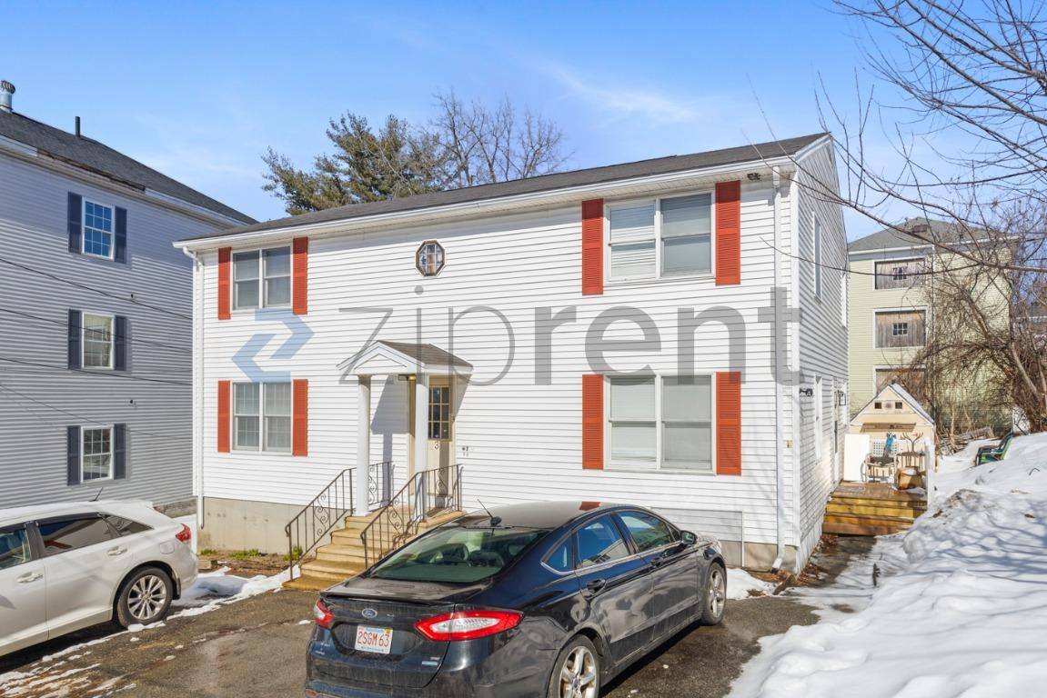 House for rent at 3 Watson Ave #A, Worcester, MA 01606