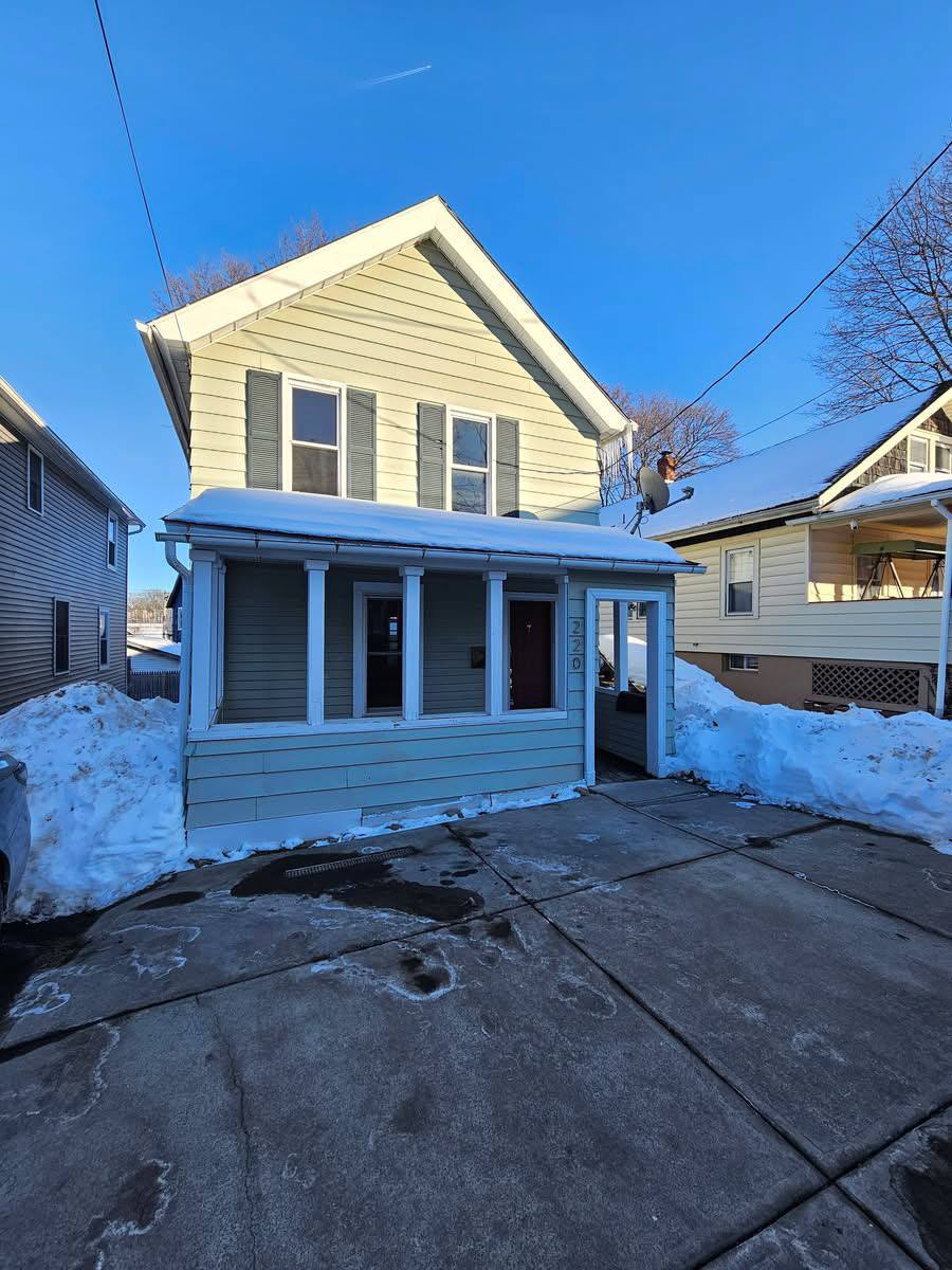 Apartment for rent at 220 Linden Ave, Middletown, NY 10940