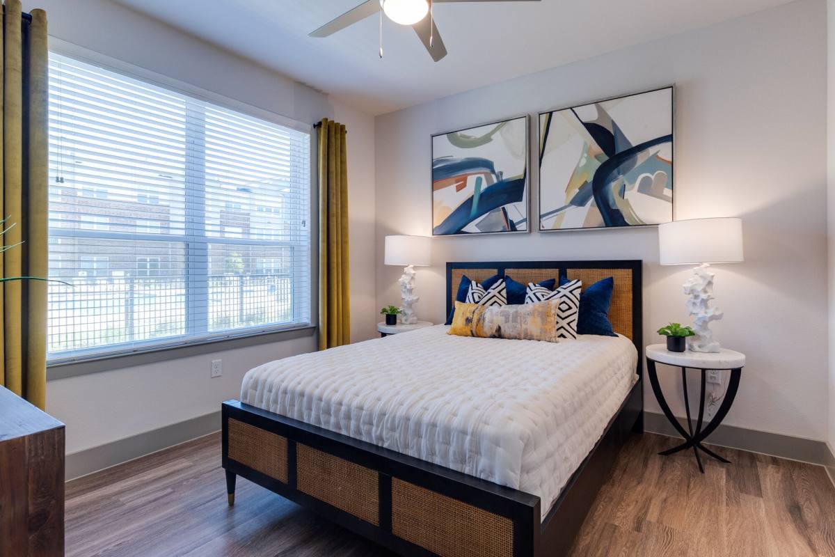 Apartment for rent at Palladium Simpson Stuart, 3440 Simpson Stuart Rd, Dallas, TX 75241