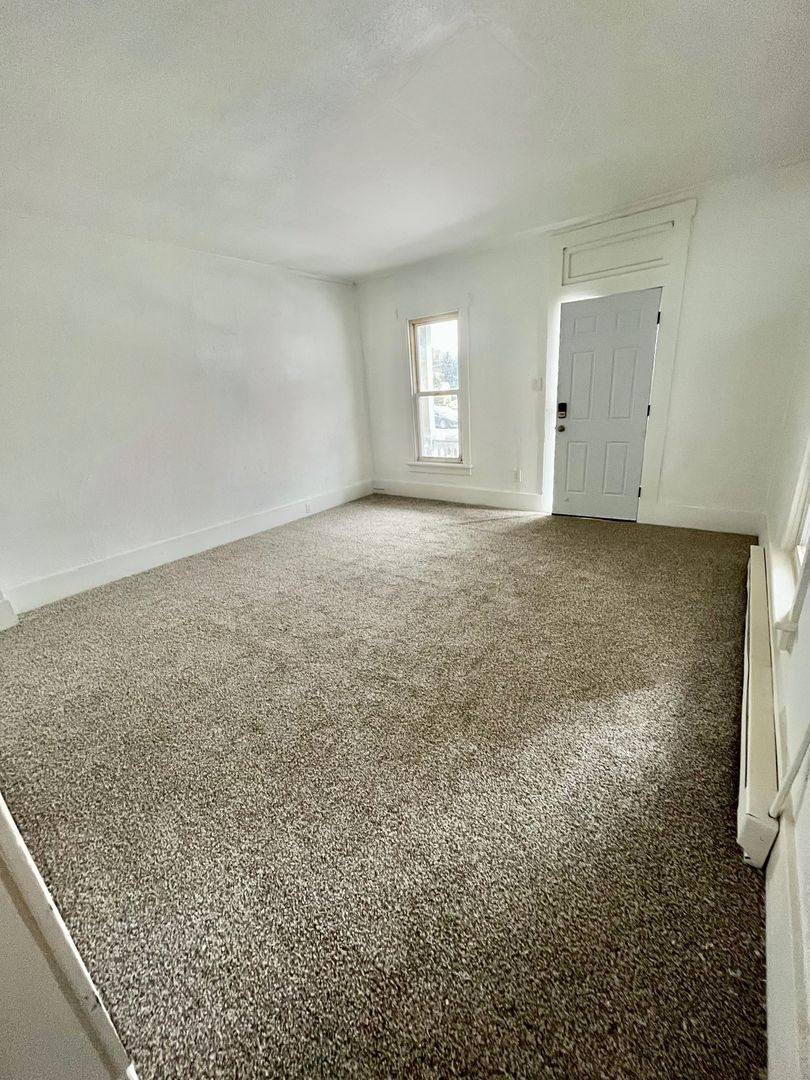 Apartment for rent at 305 W Linn St, Bellefonte, PA 16823
