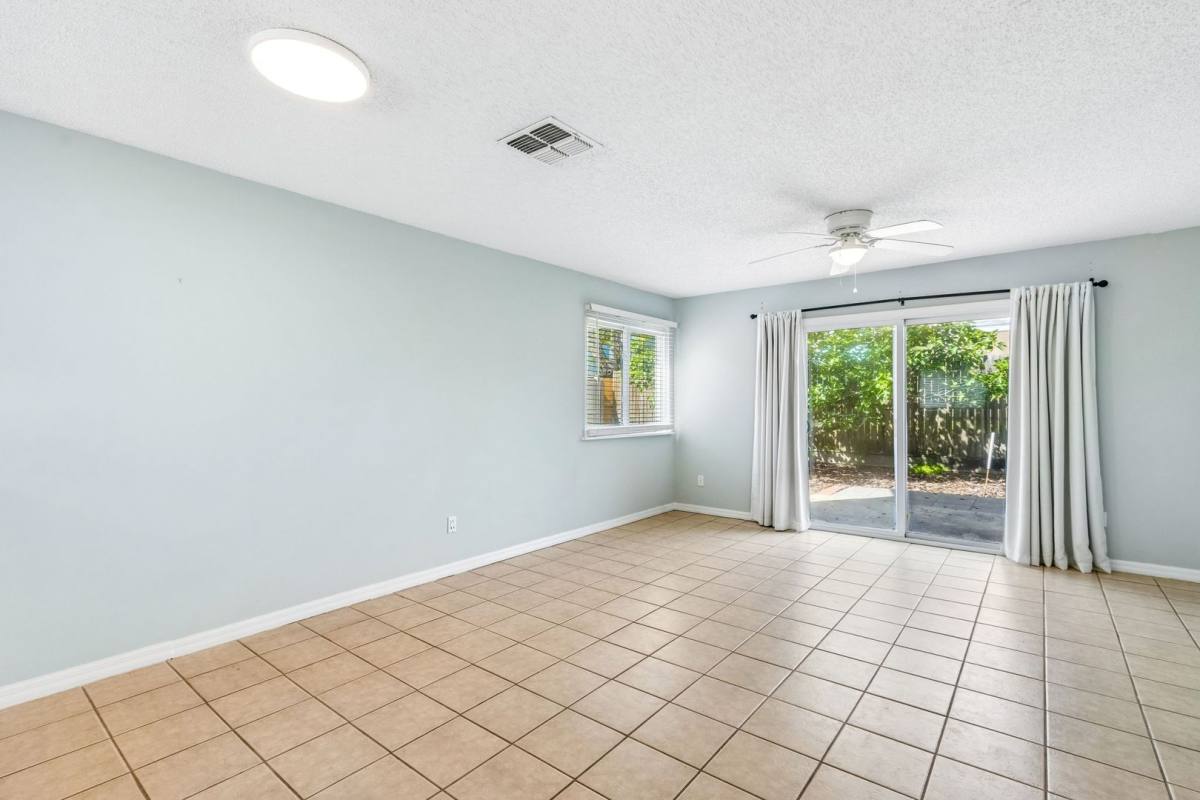 Townhouse for rent at 833 Mary St #A, Fernandina Beach, FL 32034