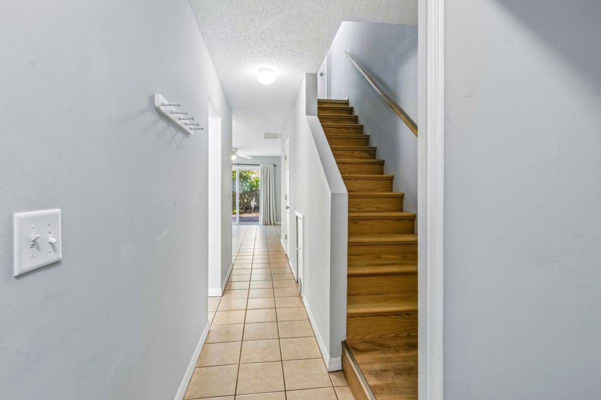 Townhouse for rent at 833 Mary St #A, Fernandina Beach, FL 32034
