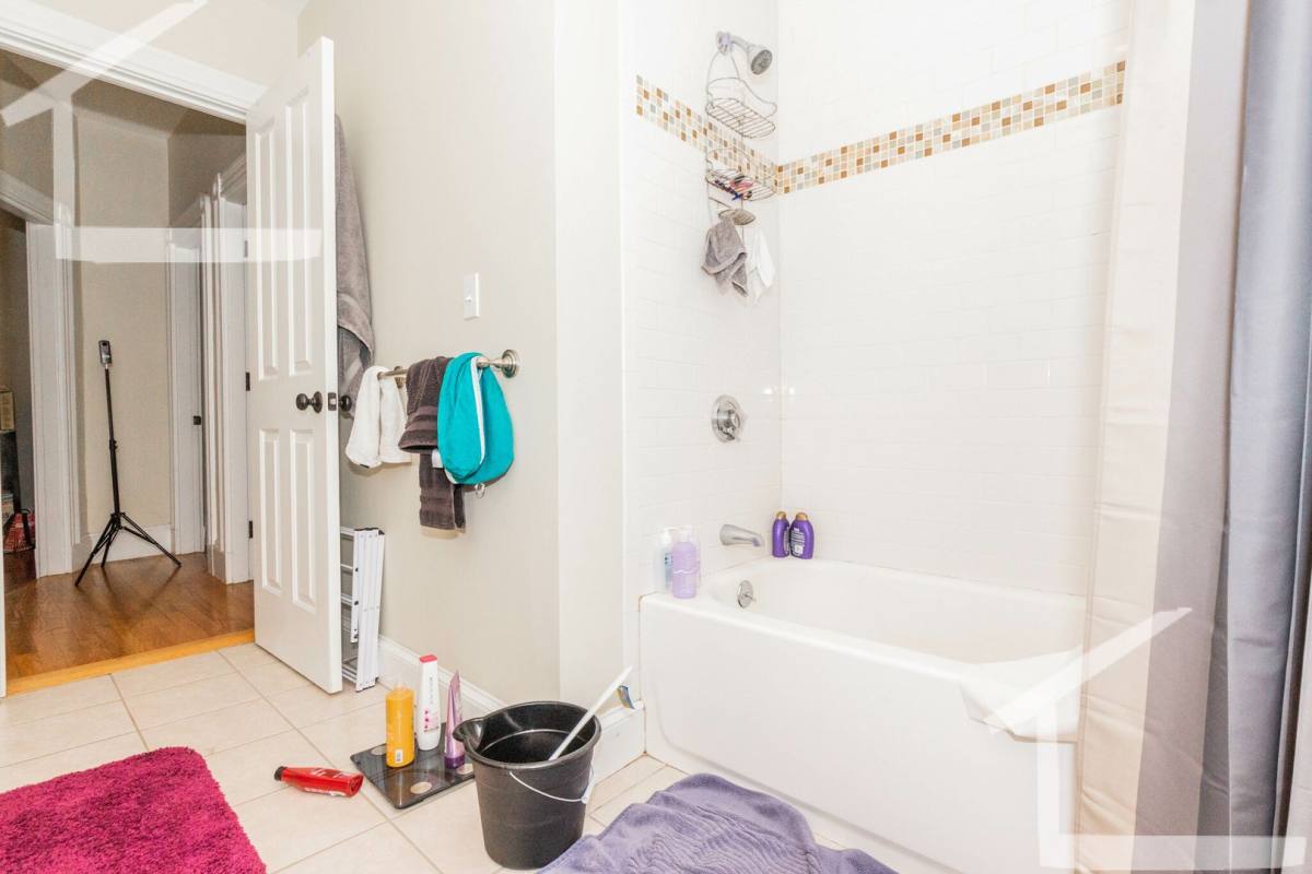 House for rent at 87 Surrey St #1, Brighton, MA 02135
