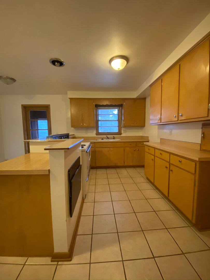 Apartment for rent at 401 Berwyn Dr, Madison, WI 53711