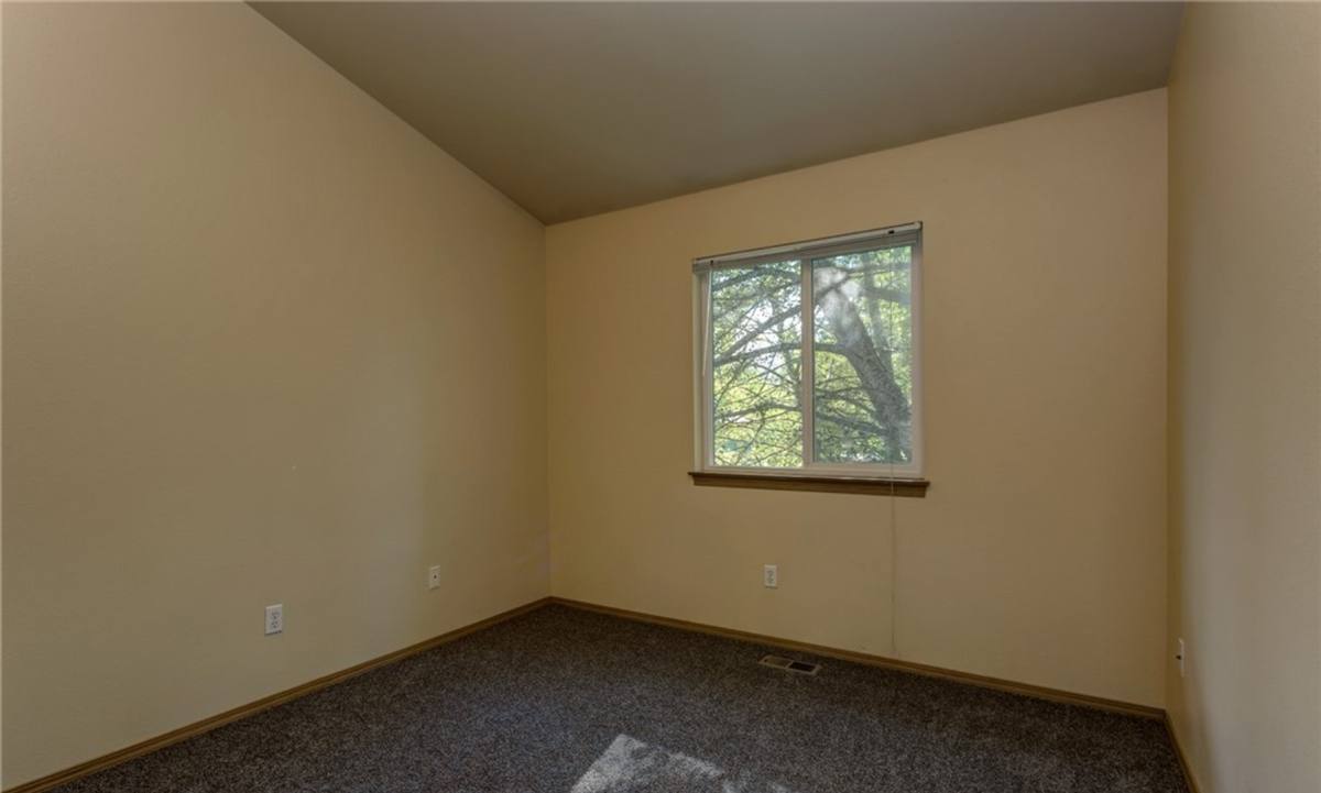 Townhouse for rent at 1316 & 1318 22nd St, Bellingham, WA 98225