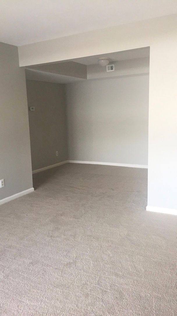 Apartment for rent at 1010-5 Blue Ridge Dr, Harrisonburg, VA 22802