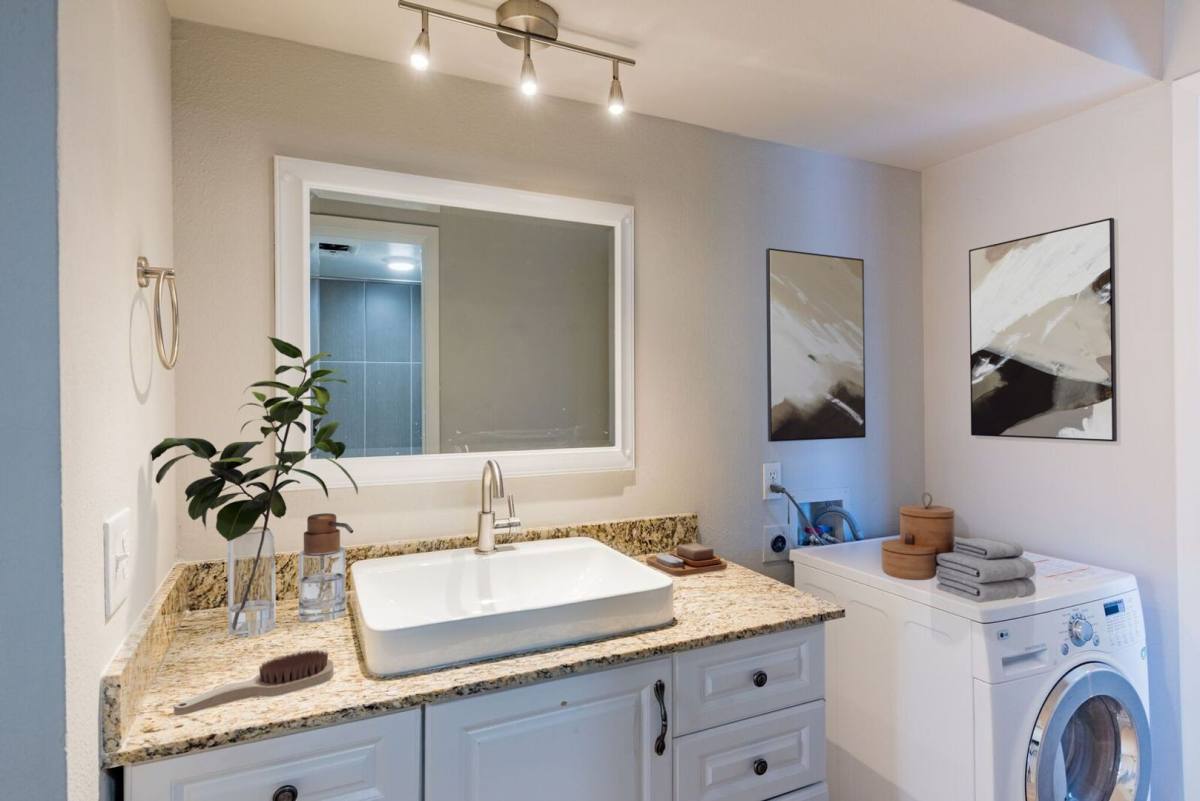 Apartment for rent at 645 E 200 S, Salt Lake City, UT 84102
