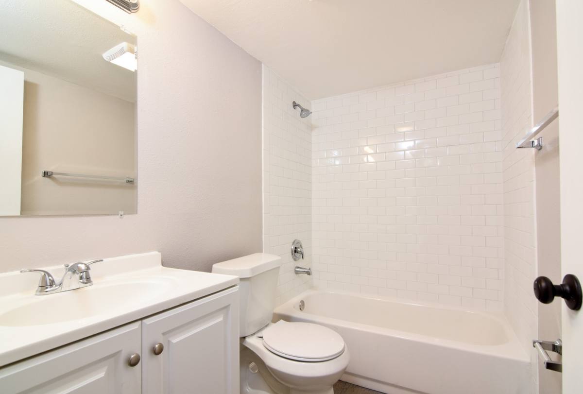 Apartment for rent at 8100 Blind Pass Rd, Saint Petersburg, FL 33706