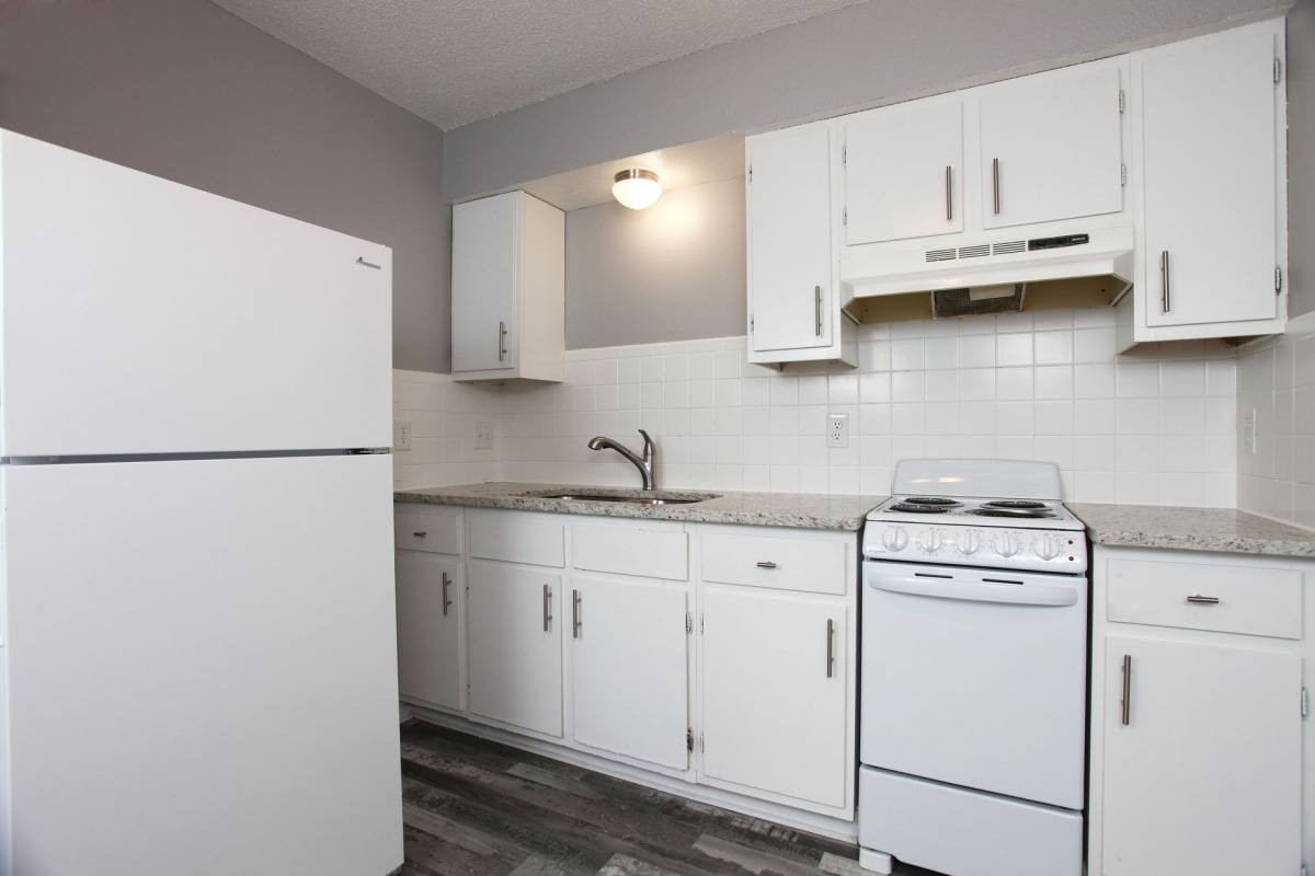 Apartment for rent at 2727 N Amidon, Wichita, KS 67214