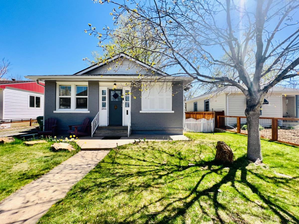 House for rent at 3244 S Ogden St, Englewood, CO 80113