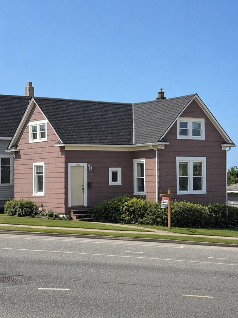 House for rent at 1323 Ellis St, Bellingham, WA 98225