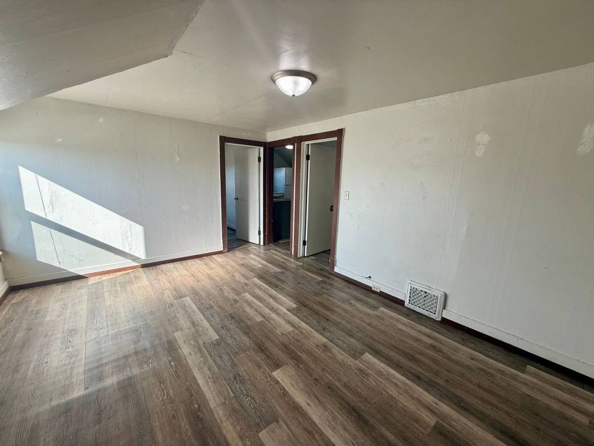 Apartment for rent at 1305 Merrill Ave, Wausau, WI 54401