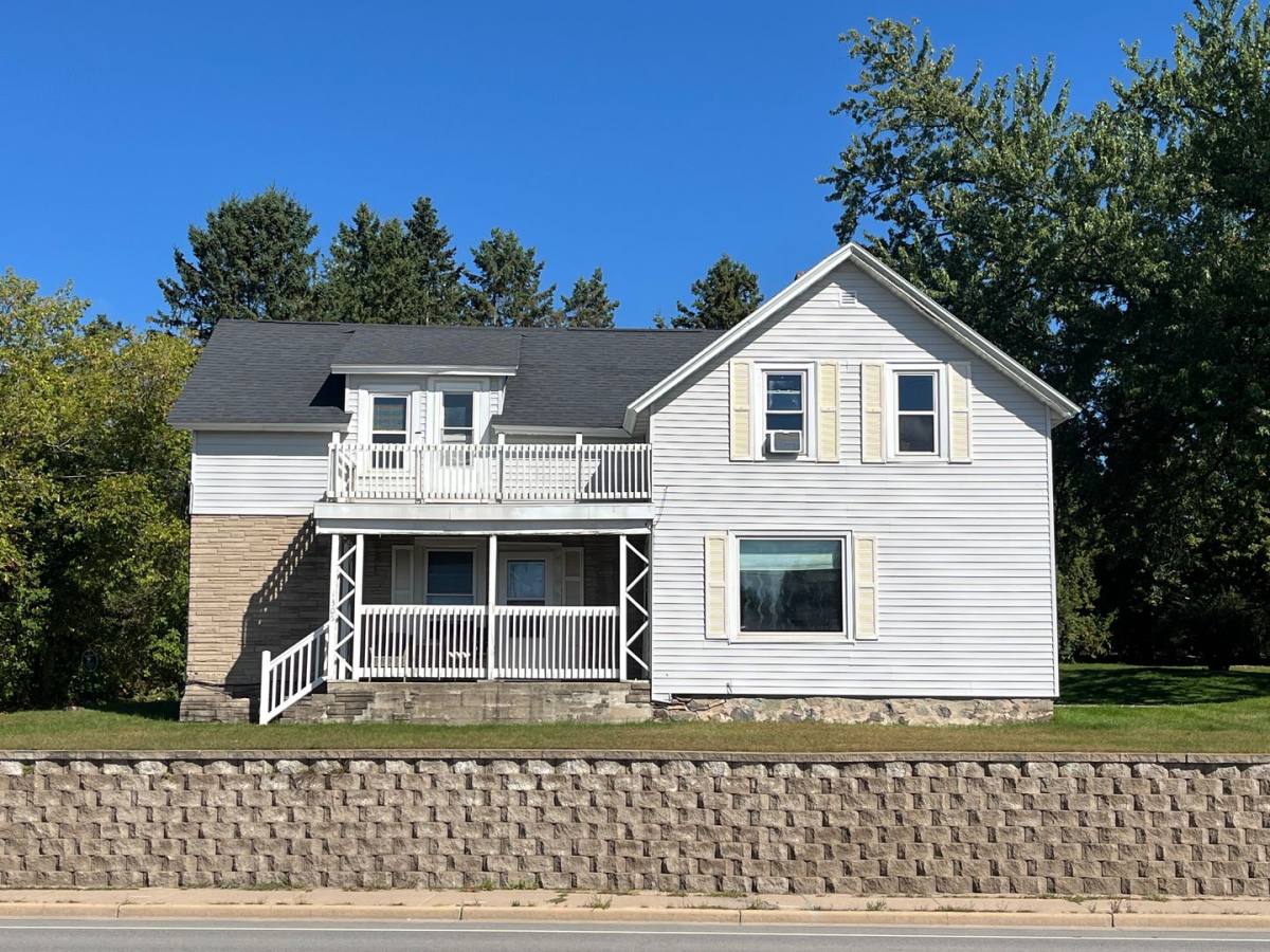 Apartment for rent at 1305 Merrill Ave, Wausau, WI 54401