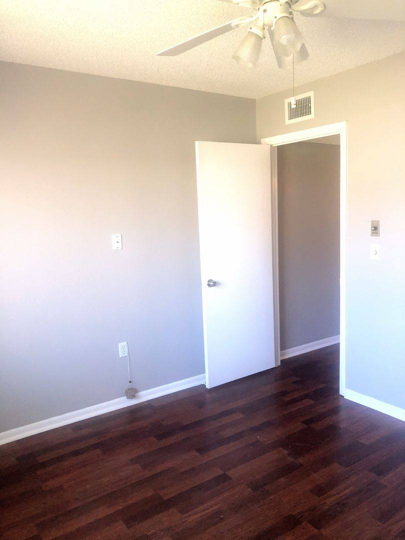 Apartment for rent at 5942 Peregrine Ave, Orlando, FL 32819