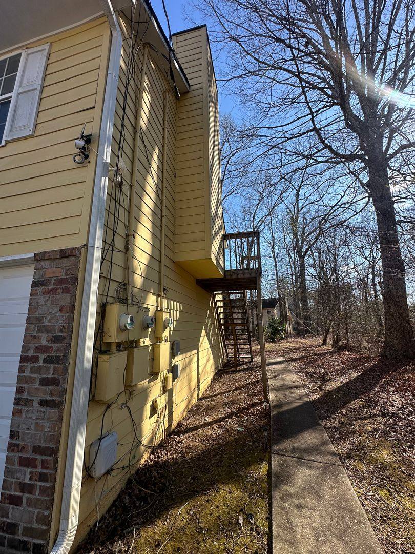Apartment for rent at 2036 Laboon Circle, Atlanta, GA 30349