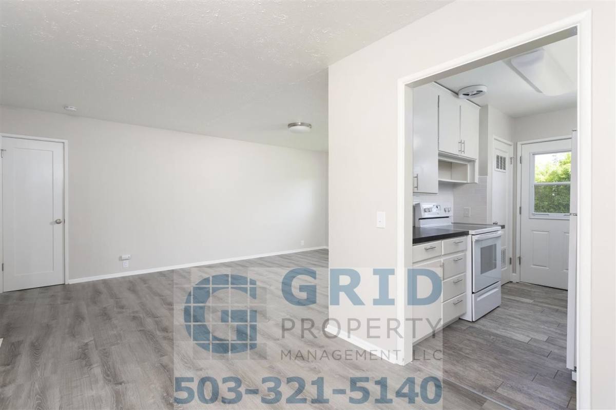 House for rent at 336 NE 128th Ave, Portland, OR 97230