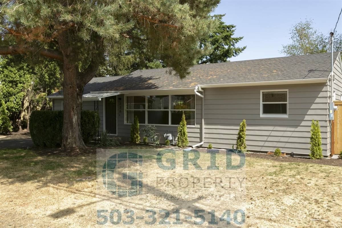 House for rent at 336 NE 128th Ave, Portland, OR 97230