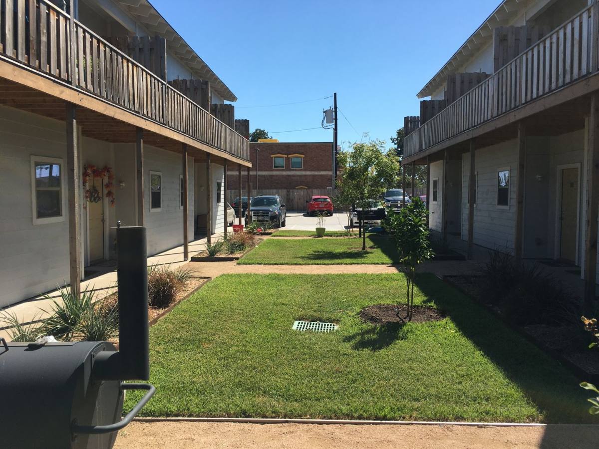 Apartment for rent at 709 S 6th St, Waco, TX 76706