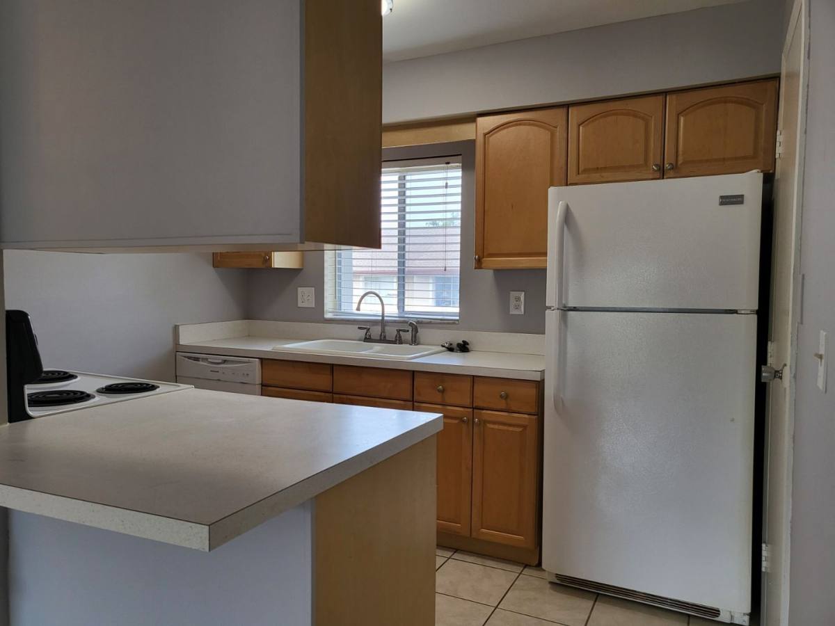 Condo for rent at 2721 Hidden Lake Blvd, Sarasota, FL 34237